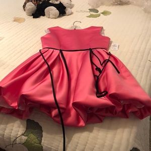 Girls dress